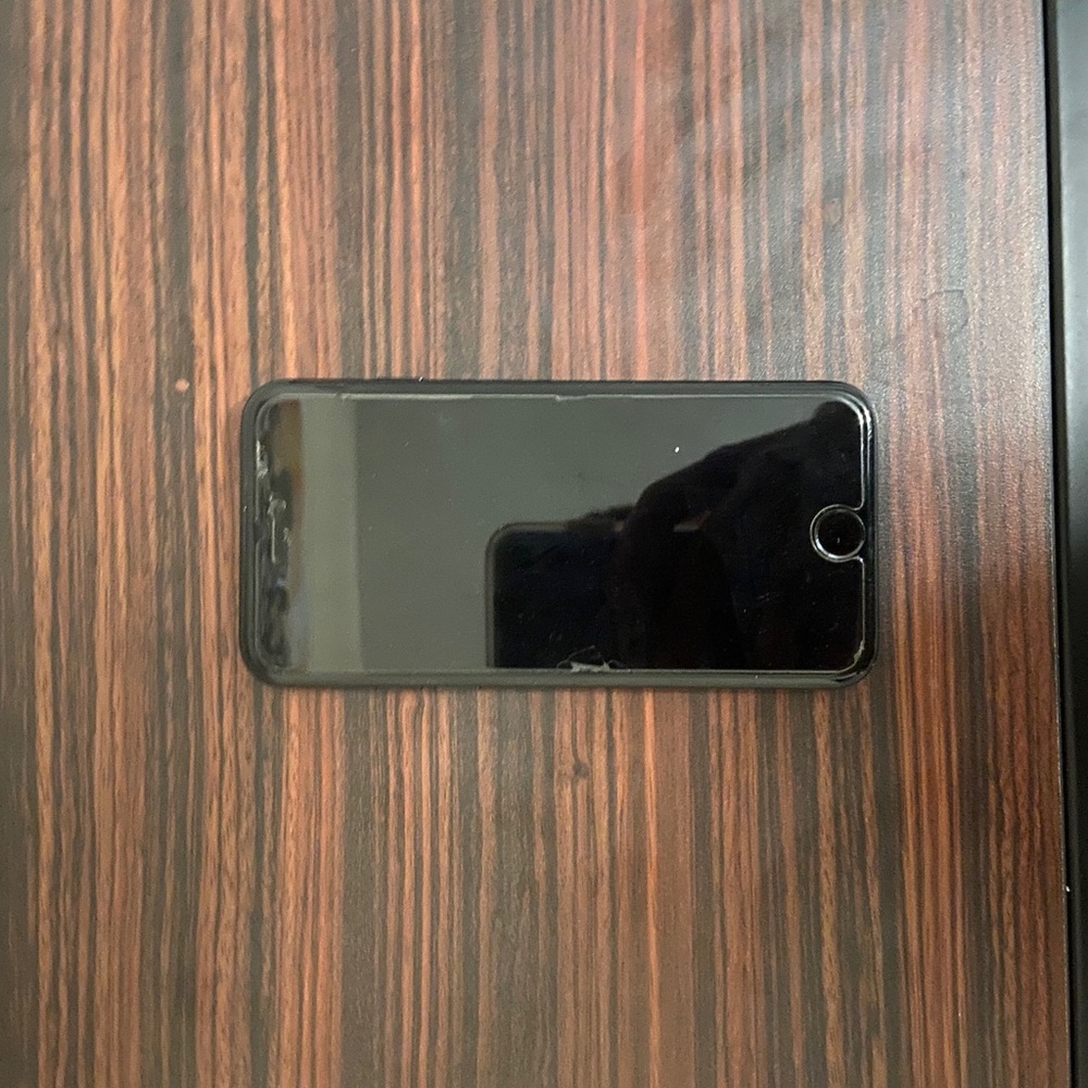 iPhone 8